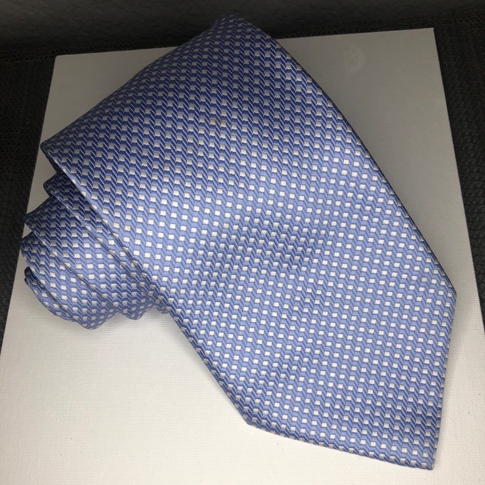 Tie - Picture 4 of 5